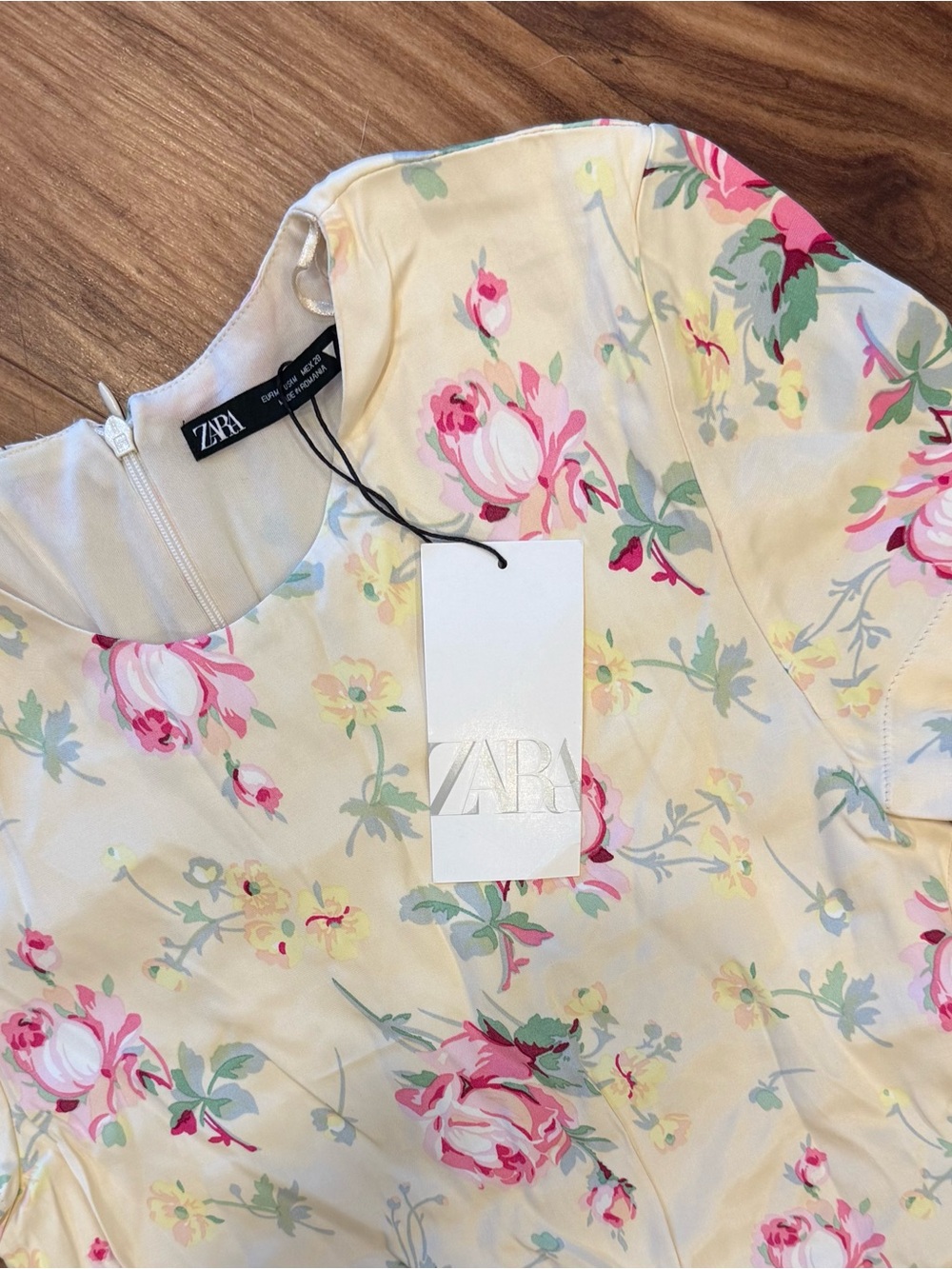 🌹 Zara Satin Effect Cream Dress 🌹 Medium — New - Picture 3 of 6